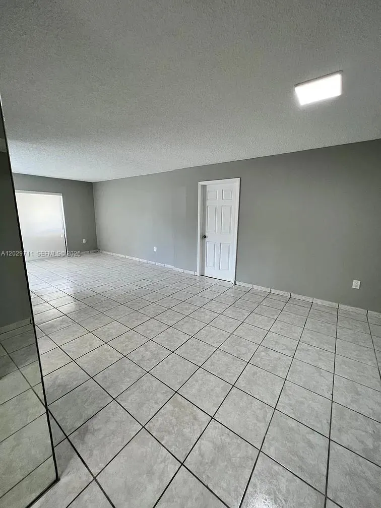 1300 SW 122nd Ave #101-2 Miami, FL 33184