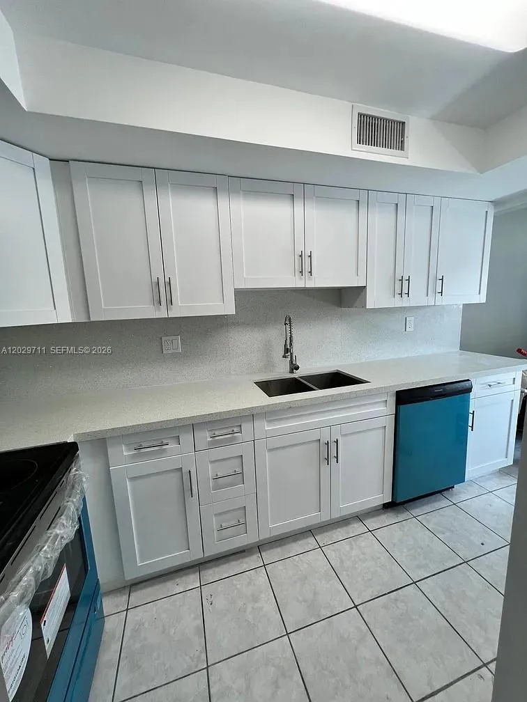 1300 SW 122nd Ave #101-2 Miami, FL 33184