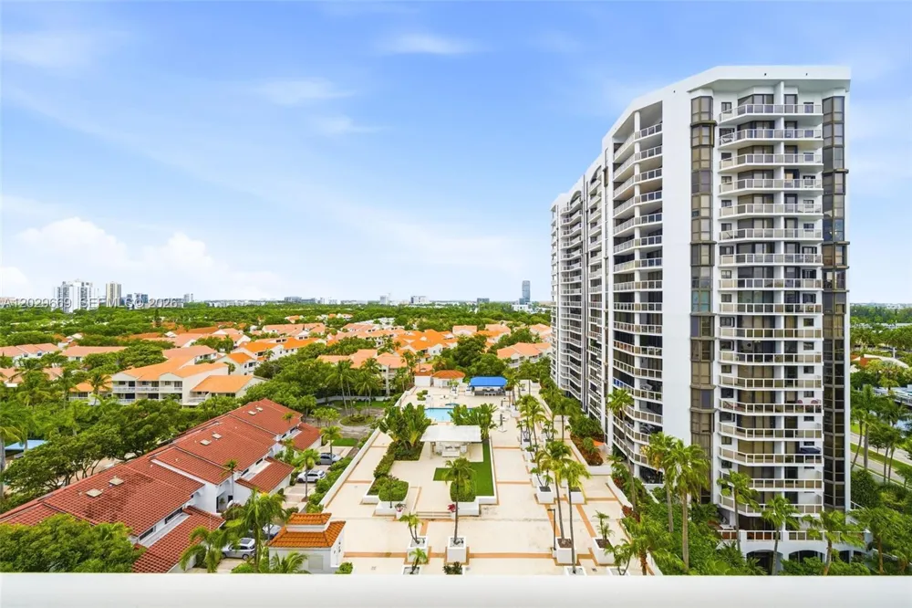 3610 Yacht Club Dr #1115 Aventura, FL 33180