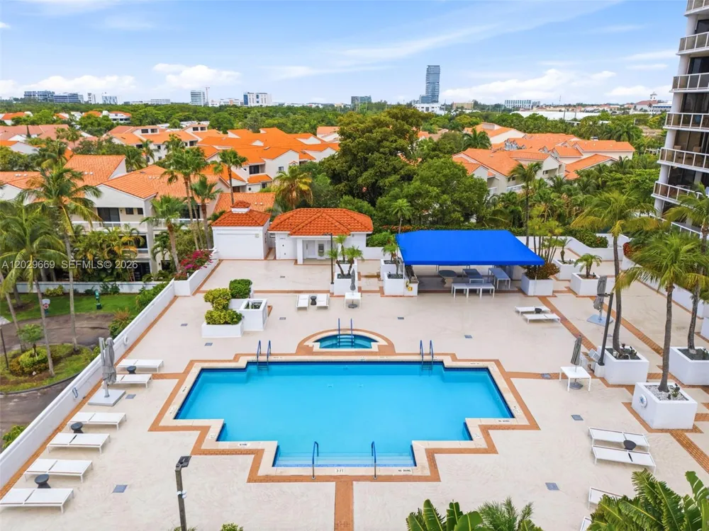 3610 Yacht Club Dr #1115 Aventura, FL 33180
