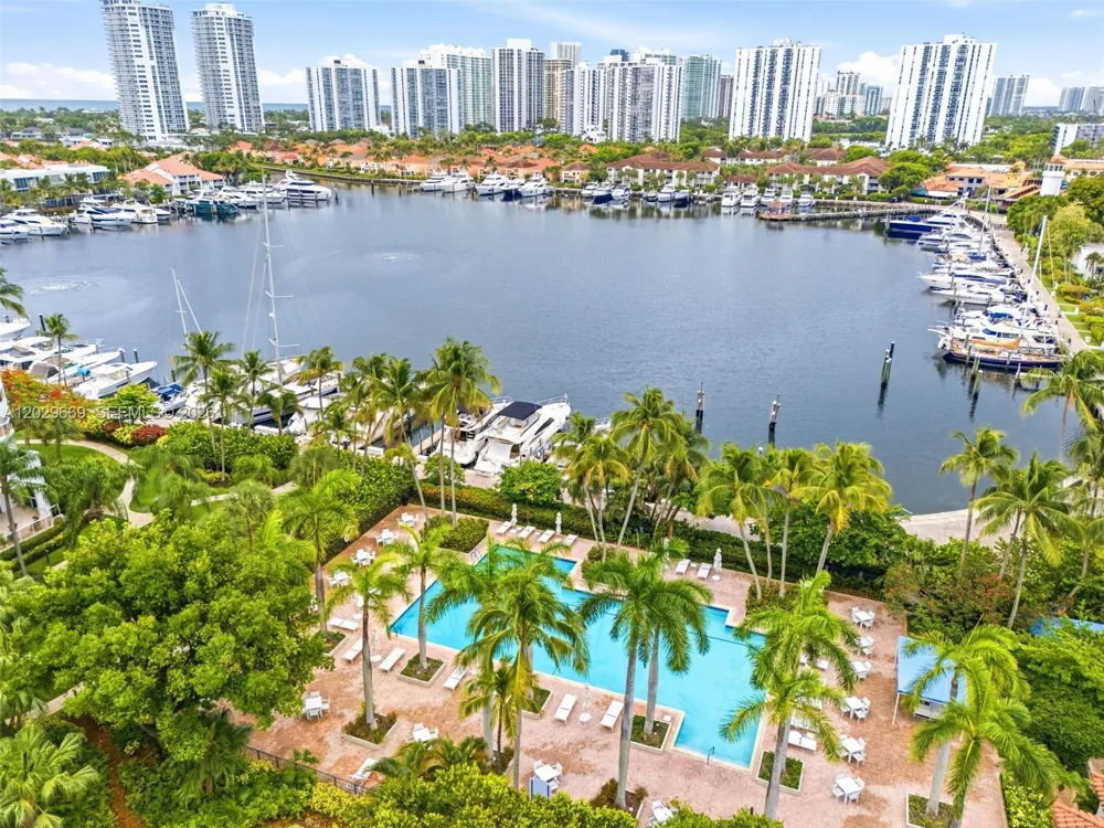 3610 Yacht Club Dr #1115 Aventura, FL 33180