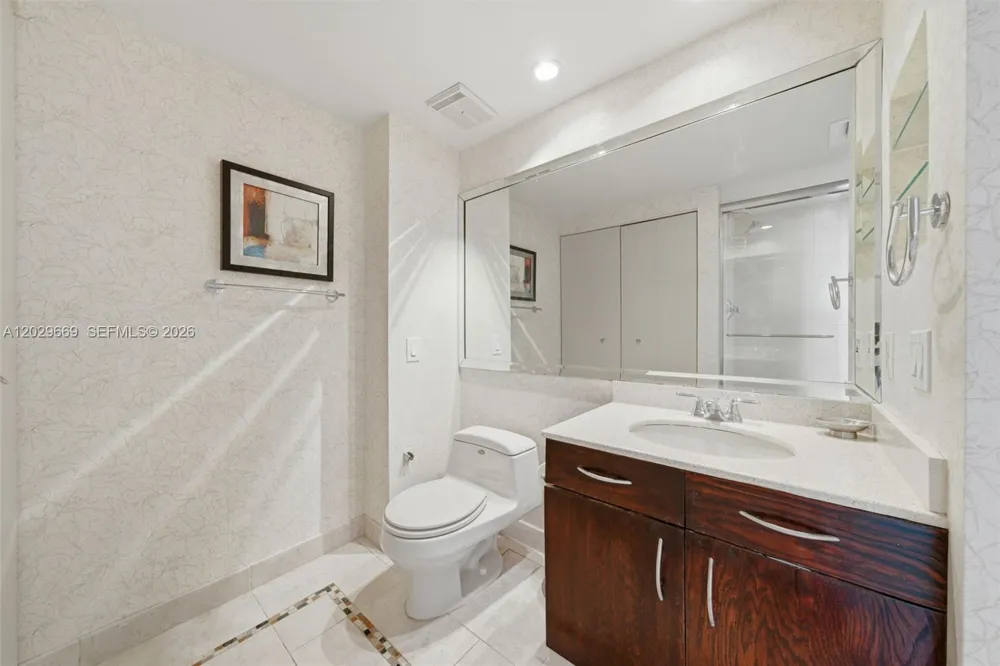 3610 Yacht Club Dr #1115 Aventura, FL 33180