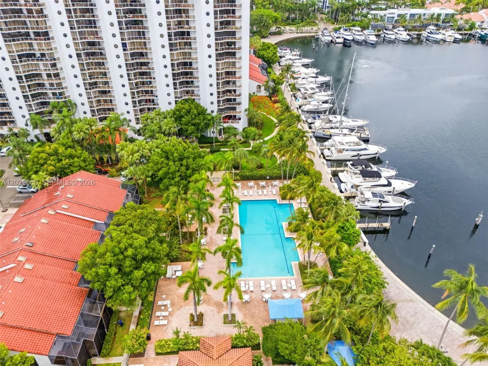 3610 Yacht Club Dr #1115 Aventura, FL 33180