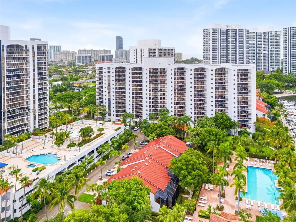 3610 Yacht Club Dr #1115 Aventura, FL 33180
