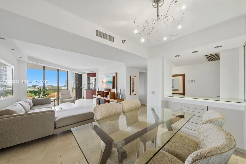 3610 Yacht Club Dr #1115 Aventura, FL 33180