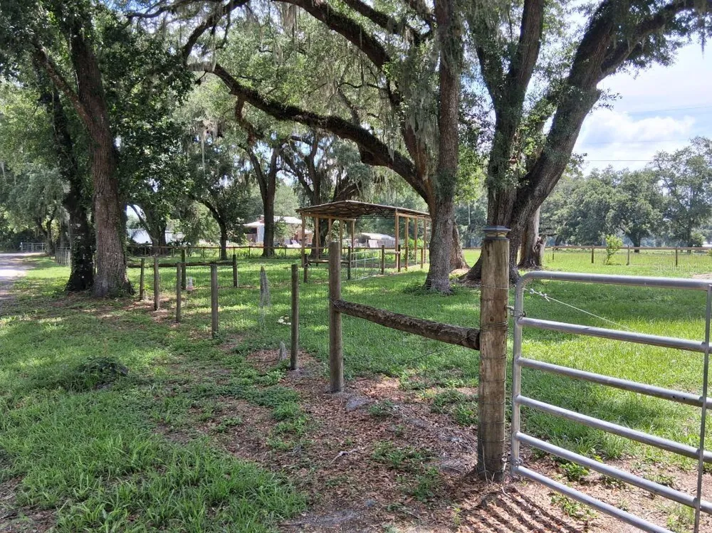 10628 CR 771 Webster, FL 33597