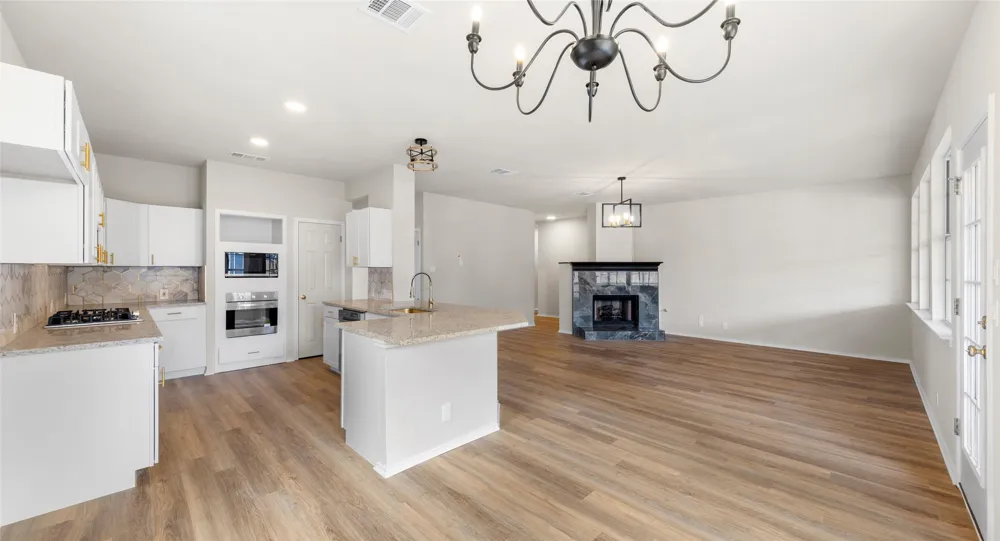 412 Tamara Drive Georgetown, TX 78628