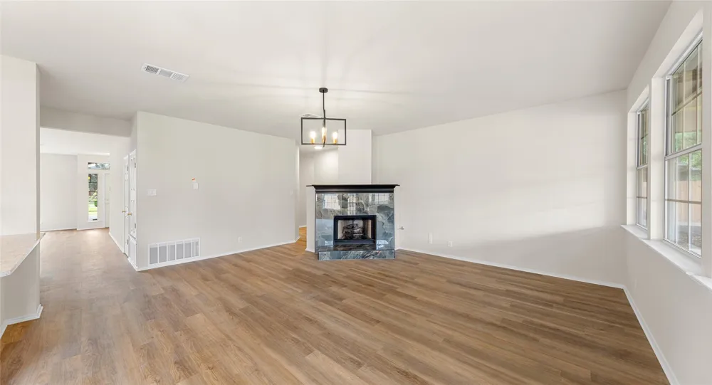 412 Tamara Drive Georgetown, TX 78628