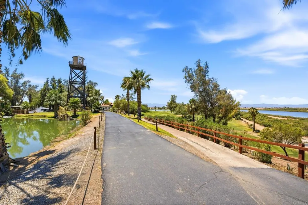 1601 Drew Road #SPC 57 El Centro, CA 92243