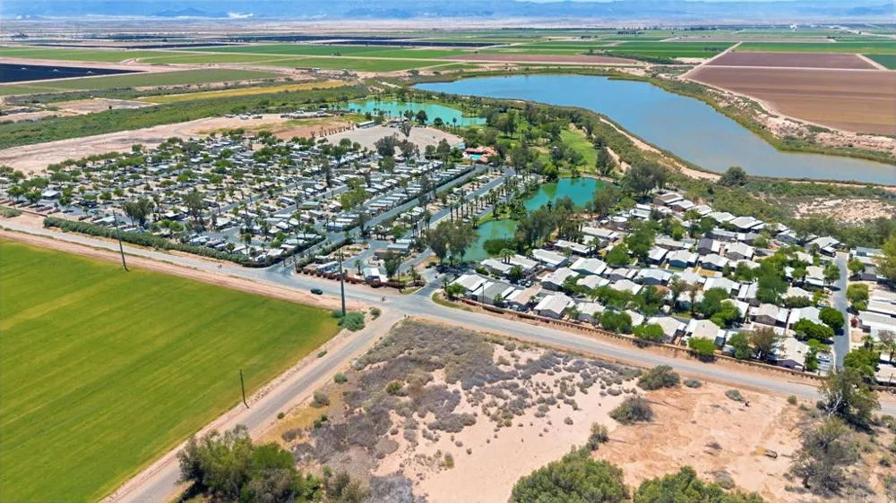 1601 Drew Road #SPC 57 El Centro, CA 92243