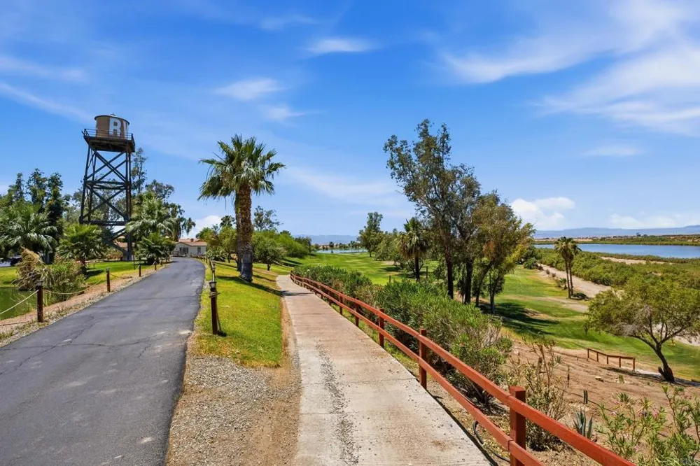 1601 Drew Road #SPC 57 El Centro, CA 92243