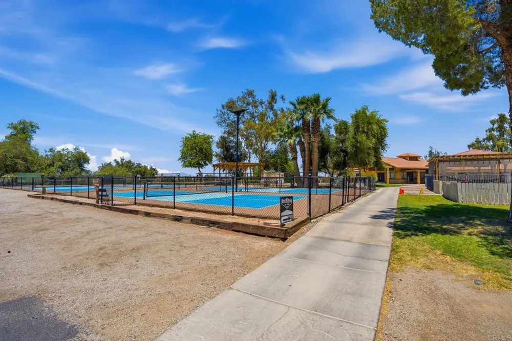 1601 Drew Road #SPC 57 El Centro, CA 92243