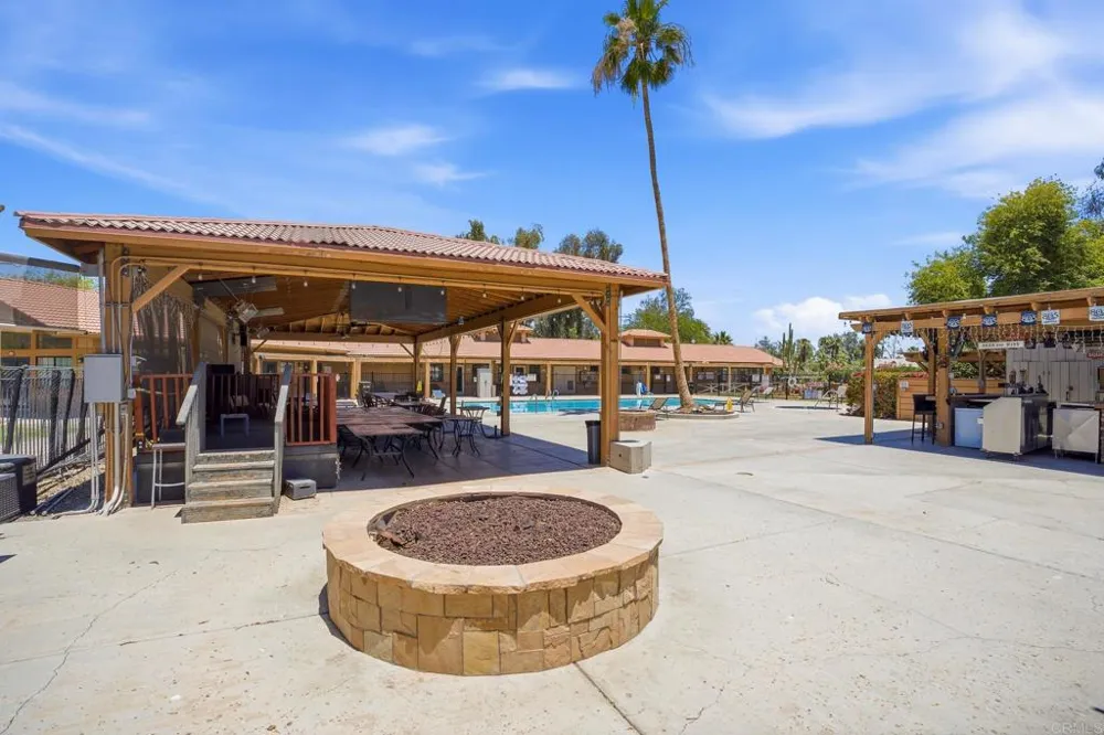 1601 Drew Road #SPC 57 El Centro, CA 92243