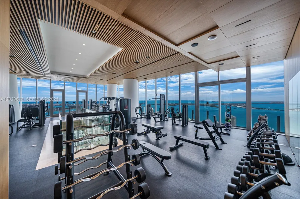 300 E Biscayne Blvd Way #5101 Miami, FL 33131