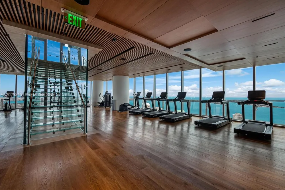 300 E Biscayne Blvd Way #5101 Miami, FL 33131
