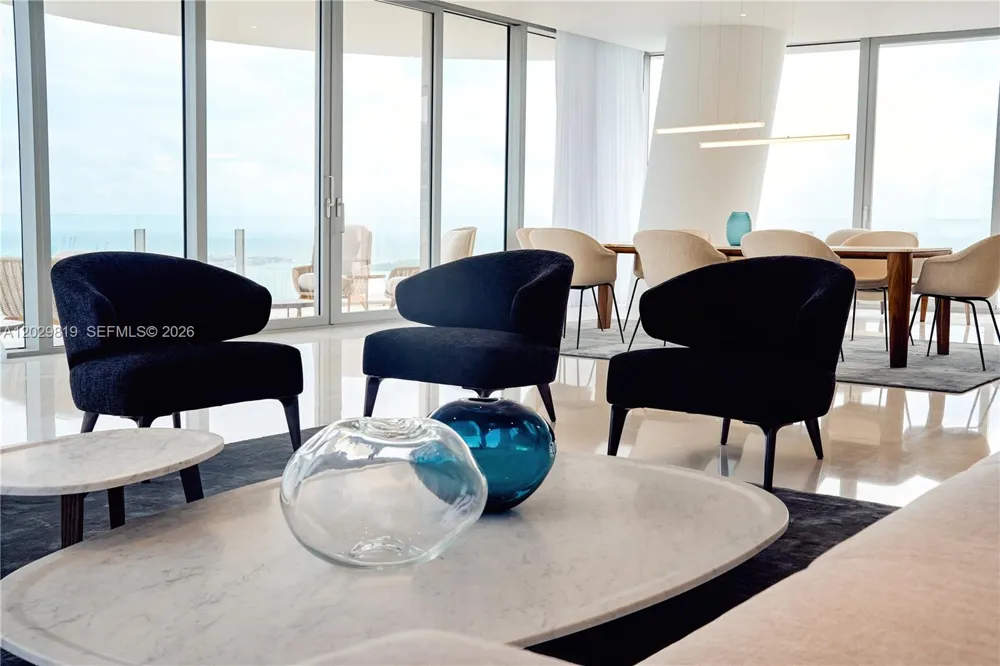 300 E Biscayne Blvd Way #5101 Miami, FL 33131