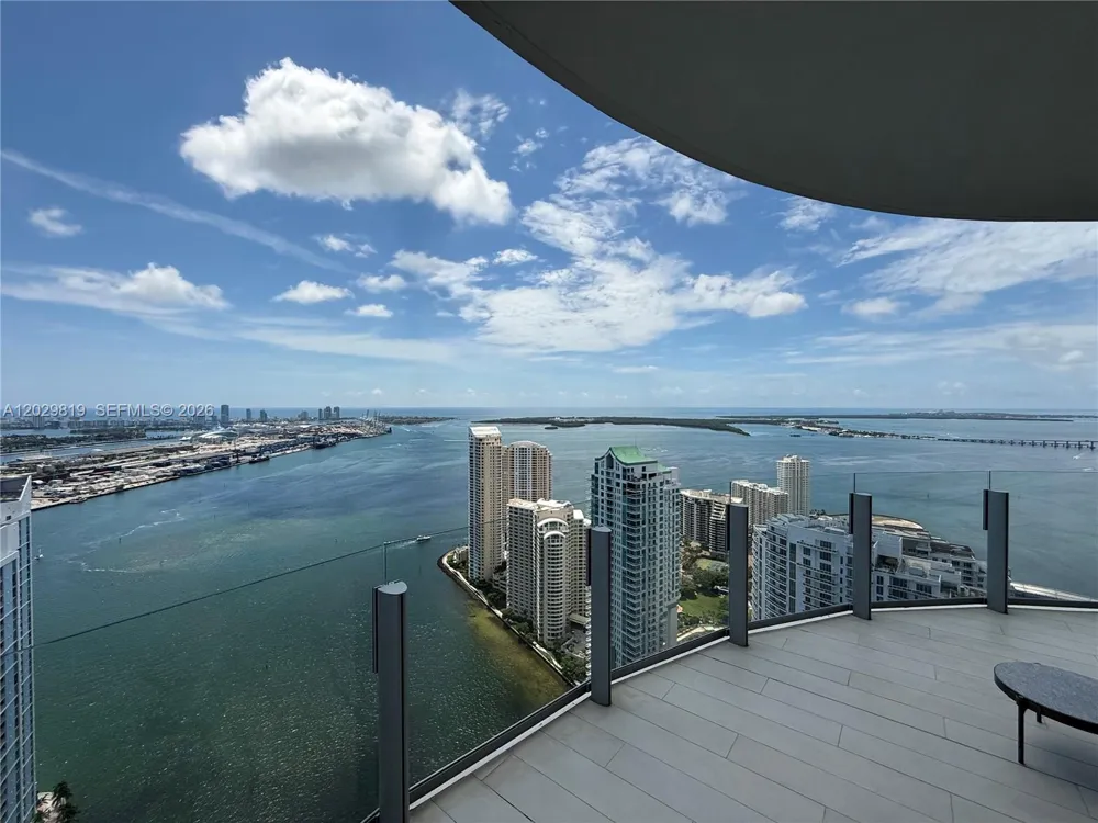300 E Biscayne Blvd Way #5101 Miami, FL 33131