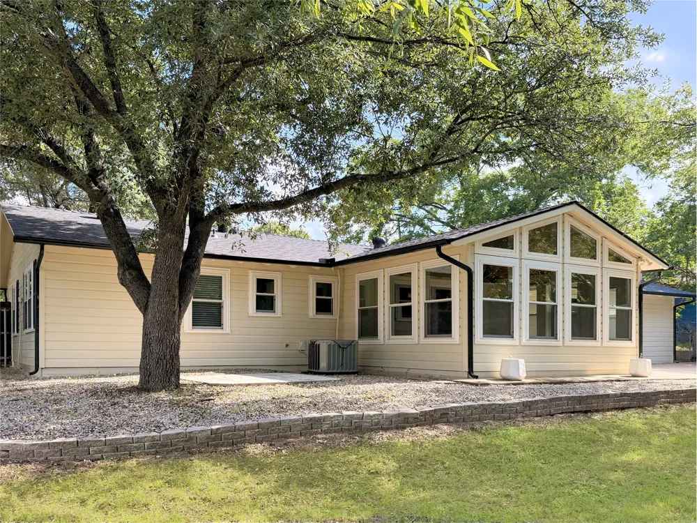 617 Dunaway Lane