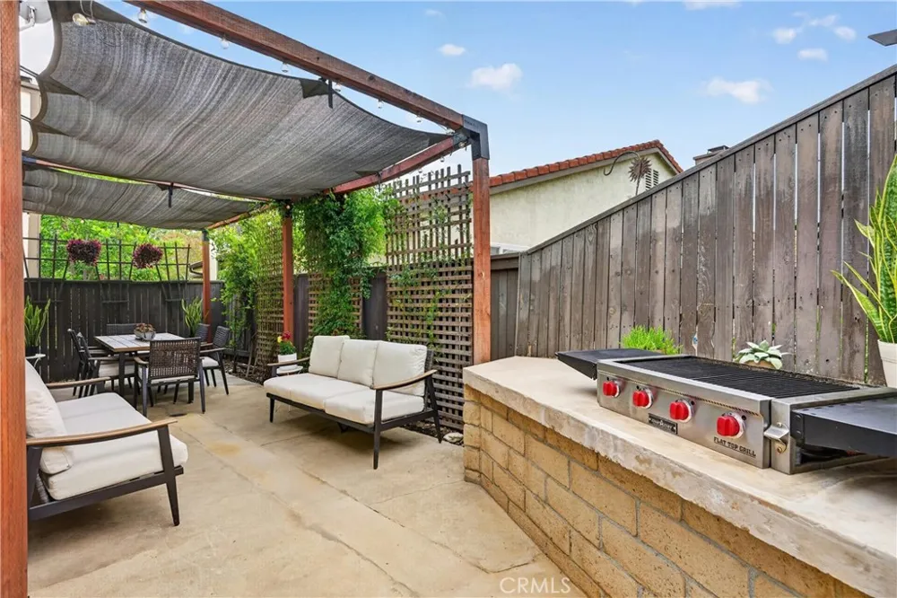 1817 Solano Ontario, CA 91764