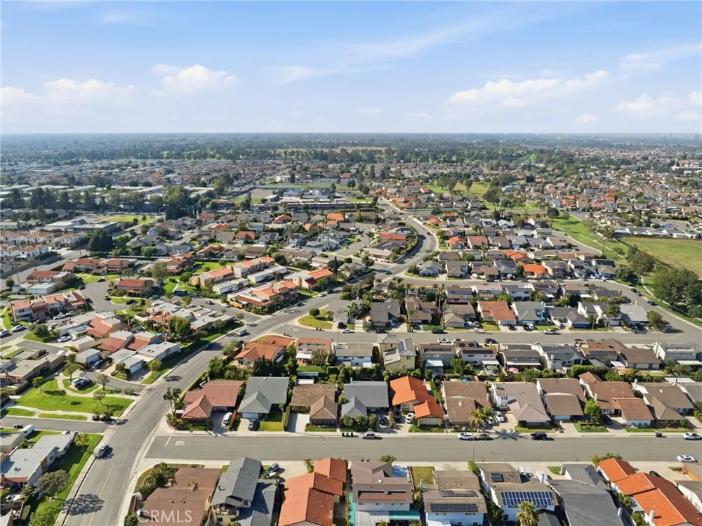 10618 El Toro Fountain Valley, CA 92708