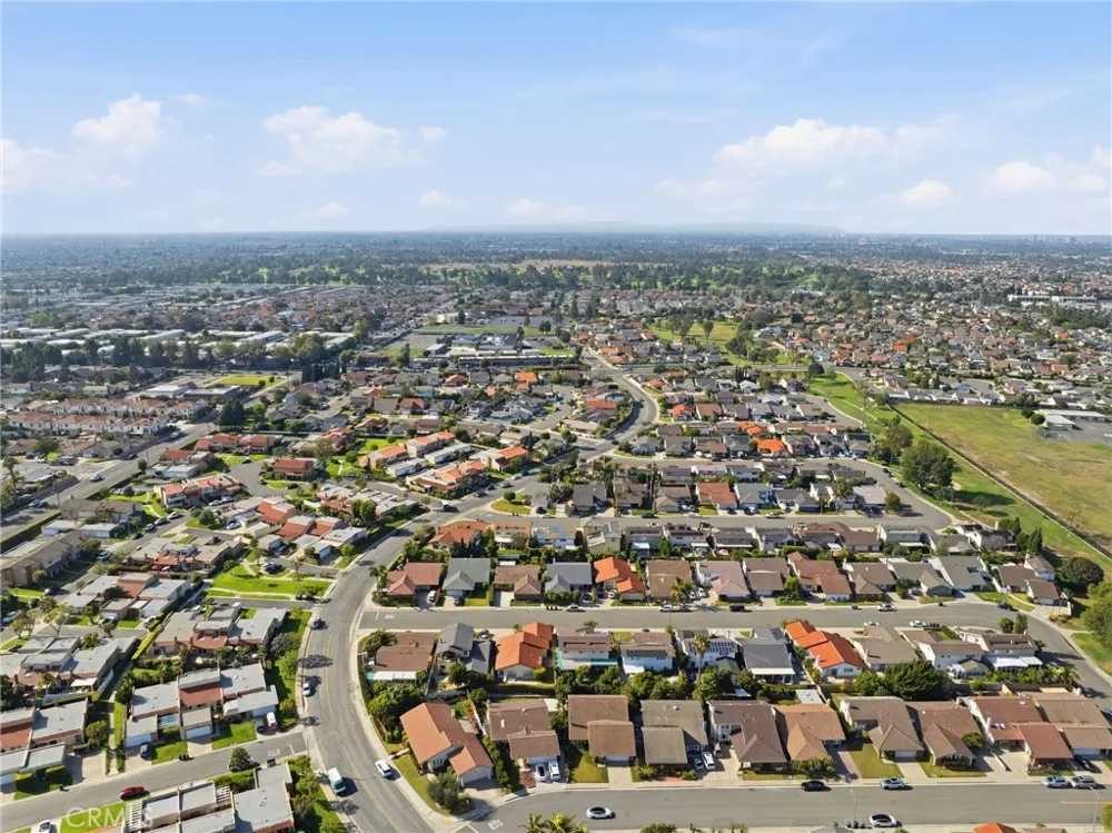 10618 El Toro Fountain Valley, CA 92708