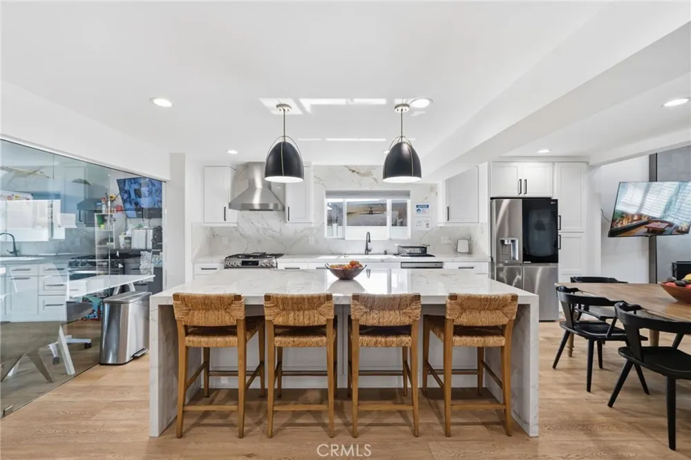 10618 El Toro Fountain Valley, CA 92708
