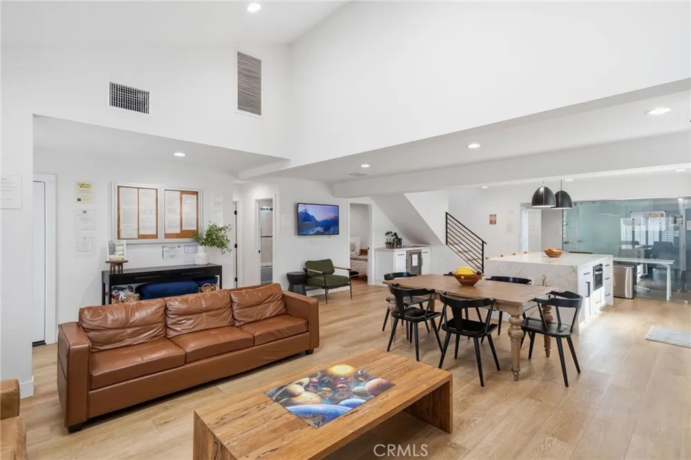 10618 El Toro Fountain Valley, CA 92708