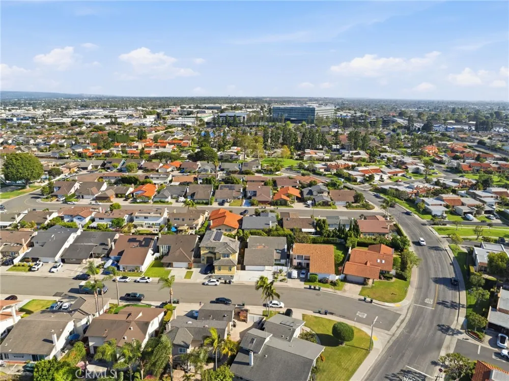 10618 El Toro Fountain Valley, CA 92708