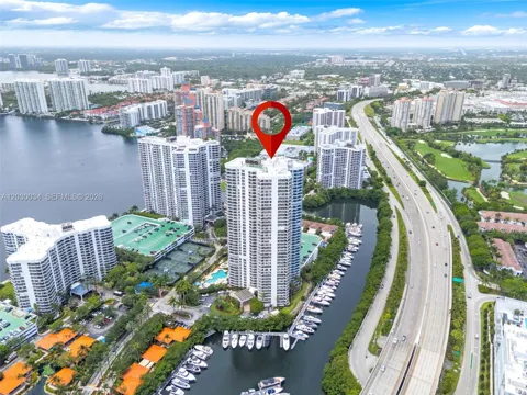 3500 Mystic Pointe Dr #1205