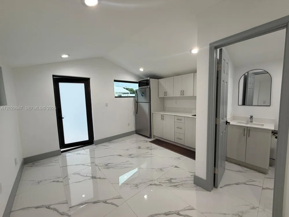 5350 NW 174th Dr Miami Gardens, FL 33055