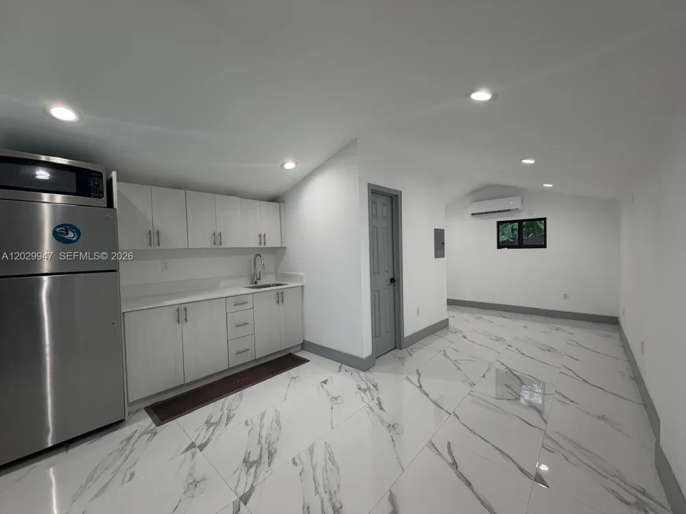 5350 NW 174th Dr Miami Gardens, FL 33055