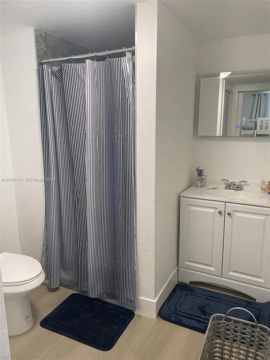 710 Barcelona Rd #Bottom Key Largo, FL 33037