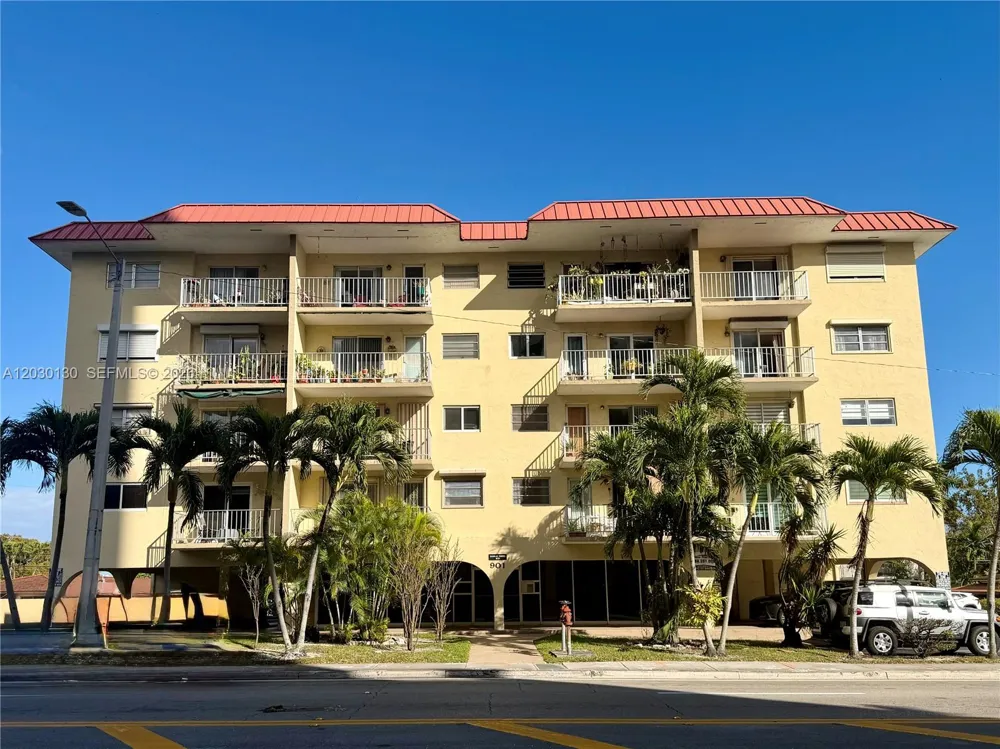 901 SW 37th Ave #25