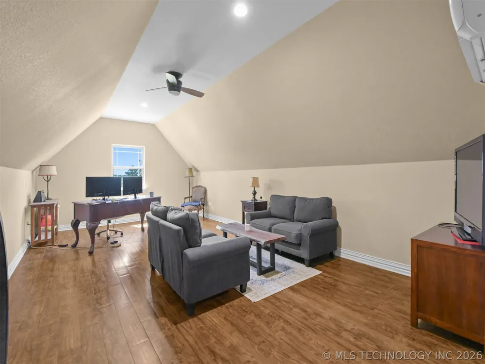 105 Rock House Road Bennington, OK 74723