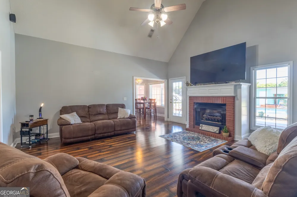 110 Westward PT Kathleen, GA 31047