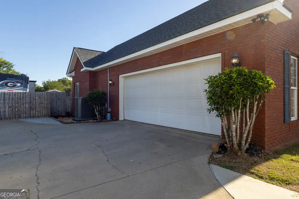 110 Westward PT Kathleen, GA 31047