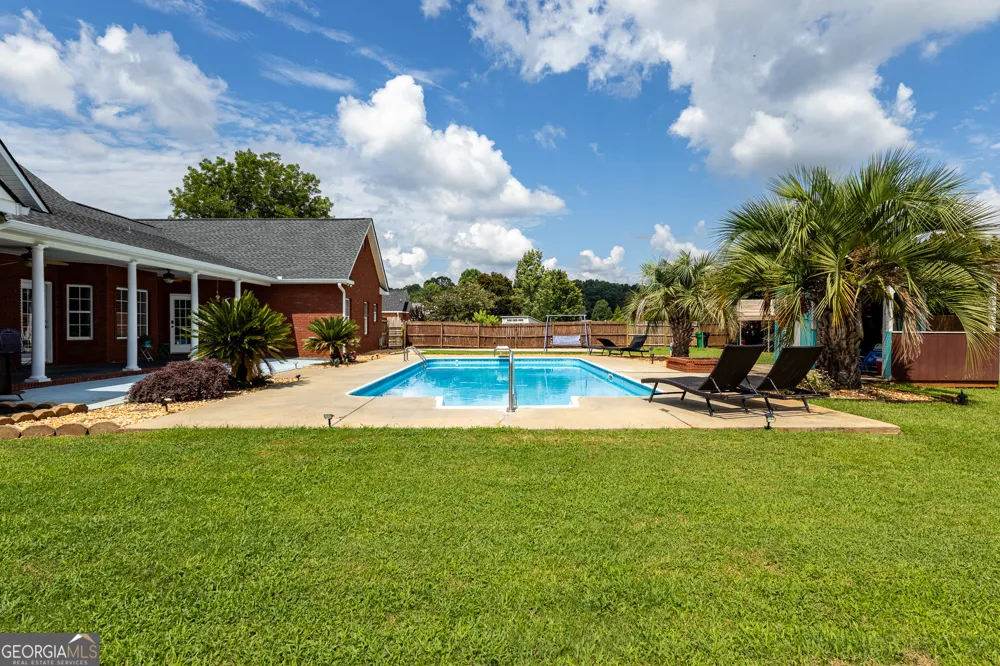 110 Westward PT Kathleen, GA 31047