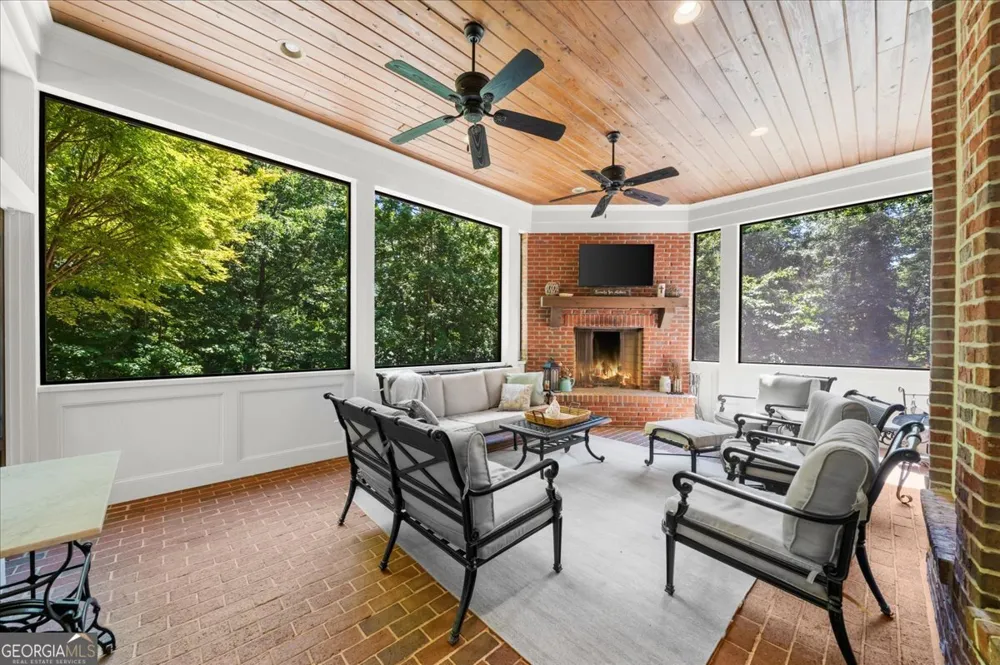 6315 Neely Meadows DR Peachtree Corners, GA 30092