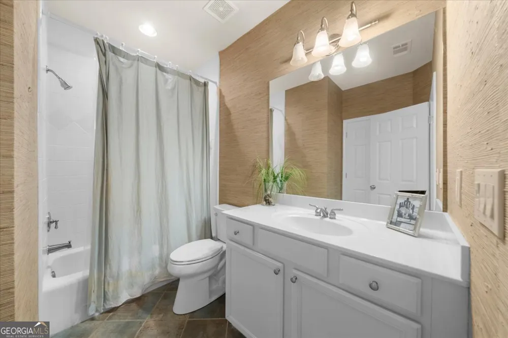6315 Neely Meadows DR Peachtree Corners, GA 30092