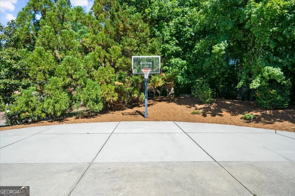 6315 Neely Meadows DR Peachtree Corners, GA 30092