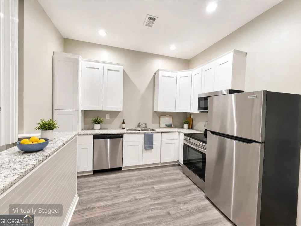 5589 River RD Ellenwood, GA 30294