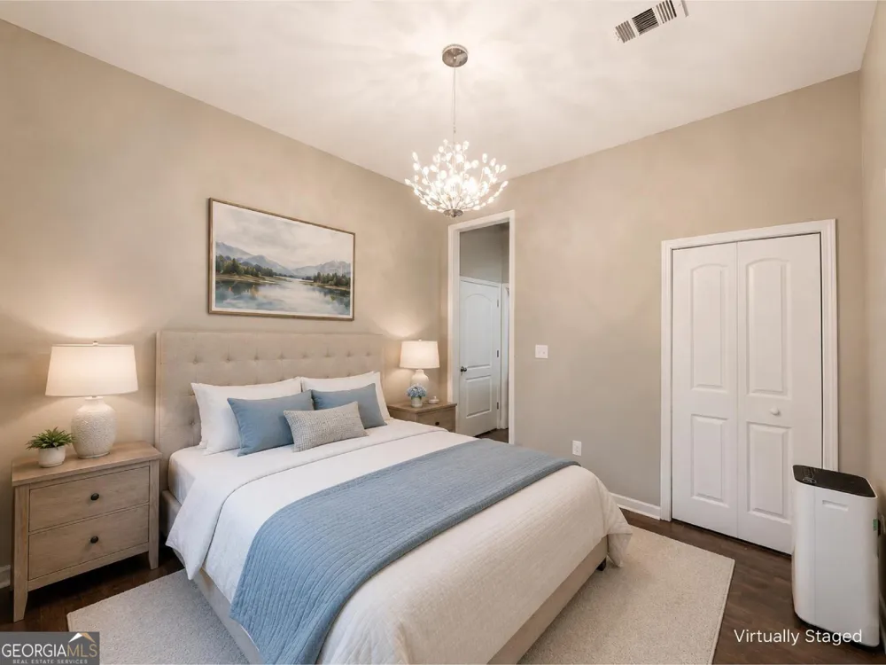 5589 River RD Ellenwood, GA 30294
