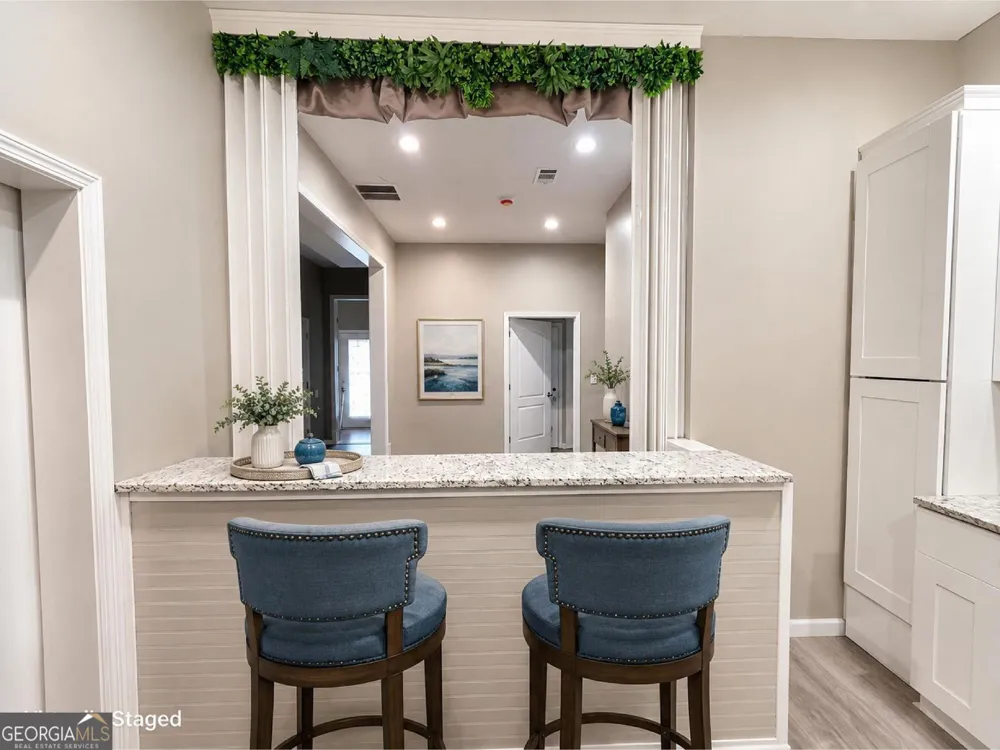 5589 River RD Ellenwood, GA 30294
