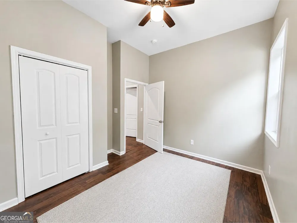 5589 River RD Ellenwood, GA 30294