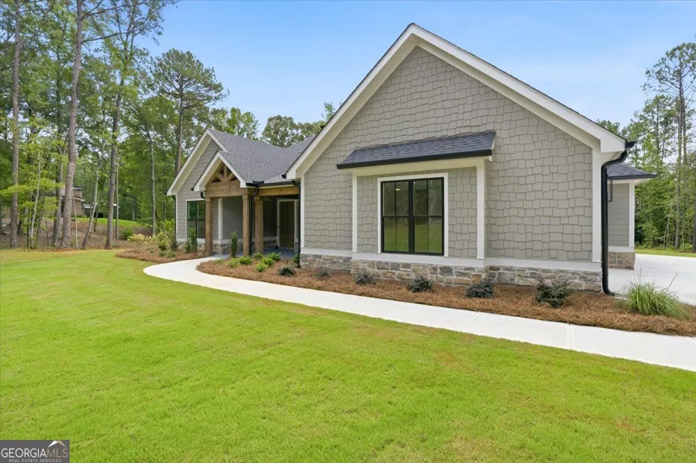 109 Heights AVE Forsyth, GA 31029