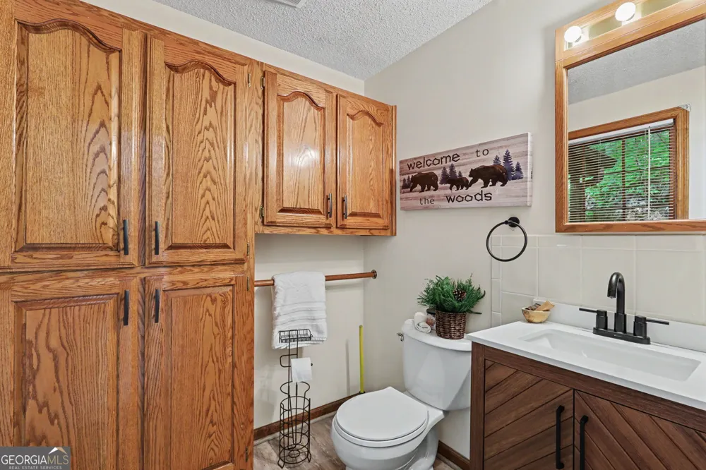 44 Laquinta LN Dillard, GA 30537