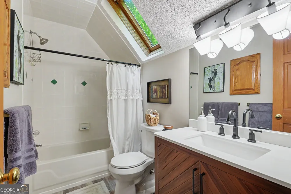 44 Laquinta LN Dillard, GA 30537