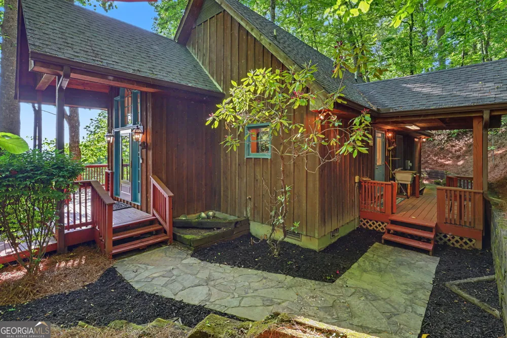 44 Laquinta LN Dillard, GA 30537