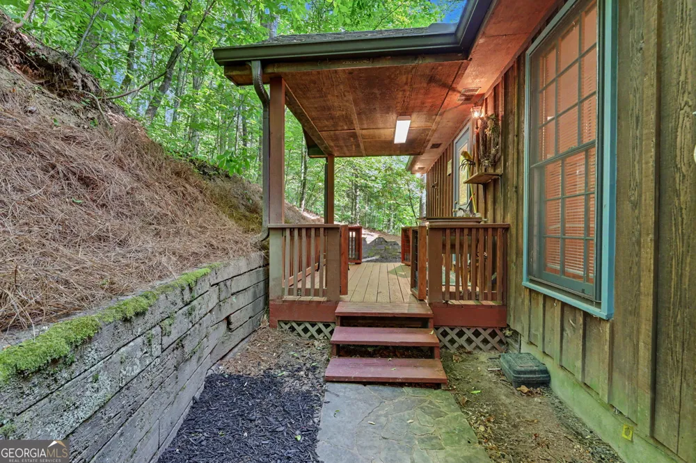 44 Laquinta LN Dillard, GA 30537