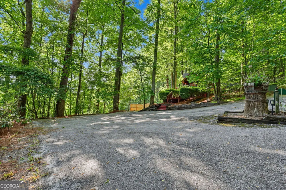 44 Laquinta LN Dillard, GA 30537